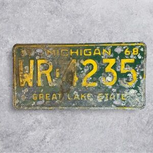 1968 Michigan License Plate WR 4235 Green Yellow Great Lake State Tag